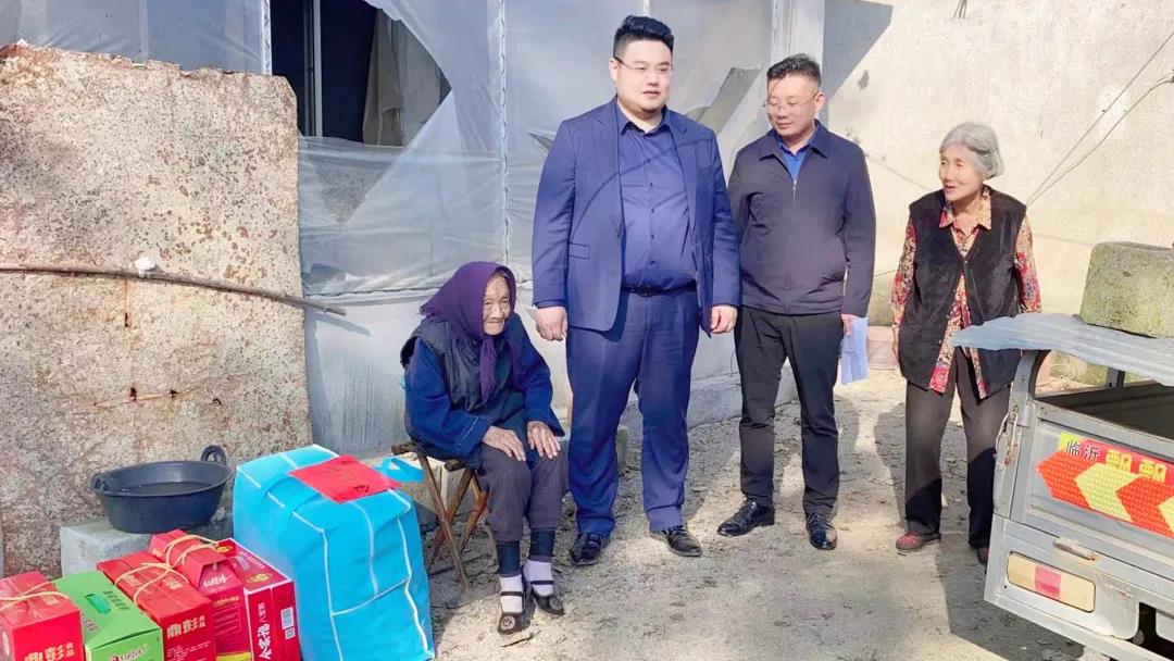 夕陽無限好,敬老情更濃——東岳機械走訪百歲老人 夕陽無限好,敬老情更濃——東岳機械走訪百歲老人