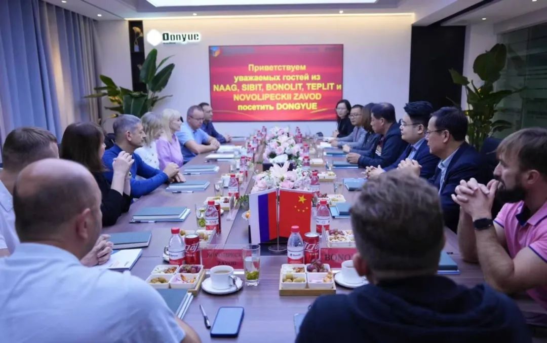 熱烈歡迎俄羅斯AAC協(xié)會(huì)會(huì)長Gleb Grinfeld一行來訪東岳機(jī)械